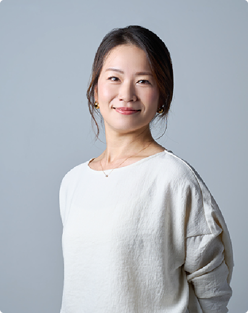 山﨑 萌のポートレート写真